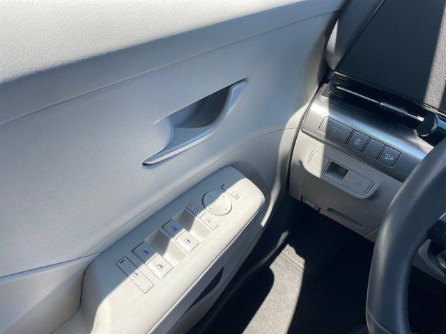 Photo of 2024 Abyss Black Pearl Hyundai KONA