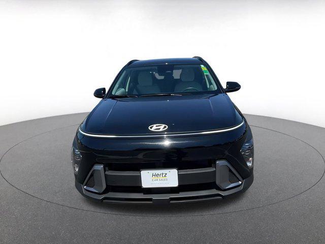 Photo of 2024 Abyss Black Pearl Hyundai KONA