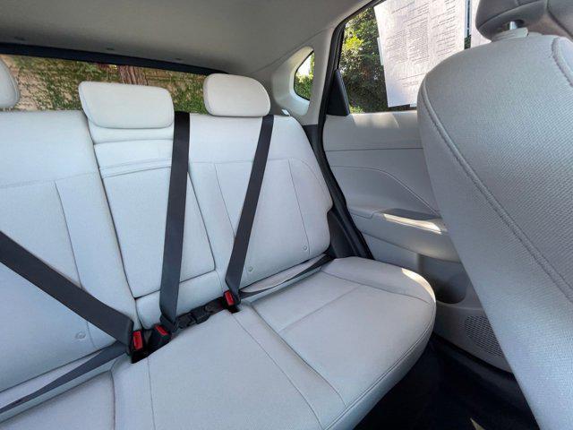 Photo of 2024 Abyss Black Pearl Hyundai KONA