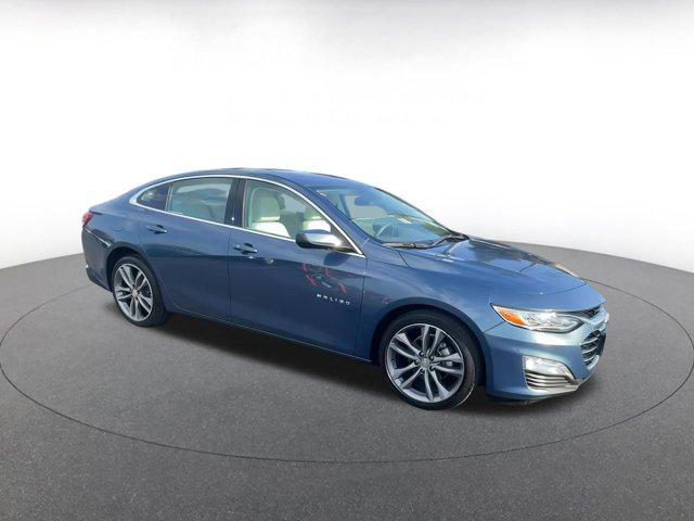 Photo of 2024 Lakeshore Blue Metallic Chevrolet Malibu