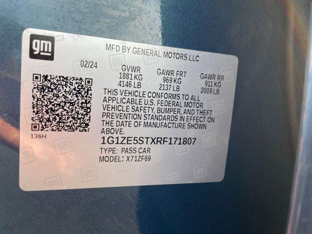 Photo of 2024 Lakeshore Blue Metallic Chevrolet Malibu