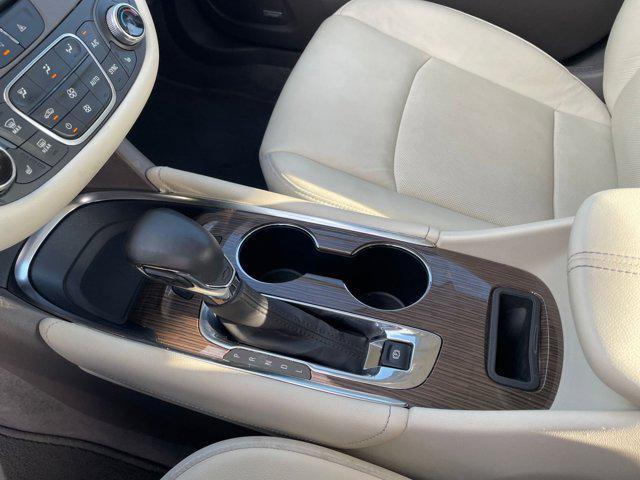 Photo of 2024 Lakeshore Blue Metallic Chevrolet Malibu