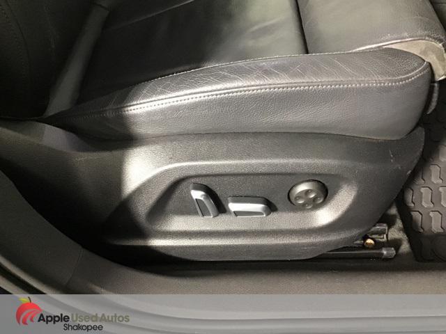 Photo of 2016 Utopia Blue Metallic Audi Q3