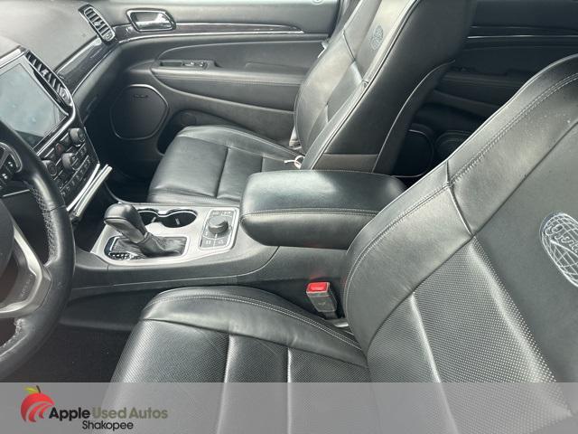 Photo of 2020 Ivory 3-Coat Jeep Grand Cherokee