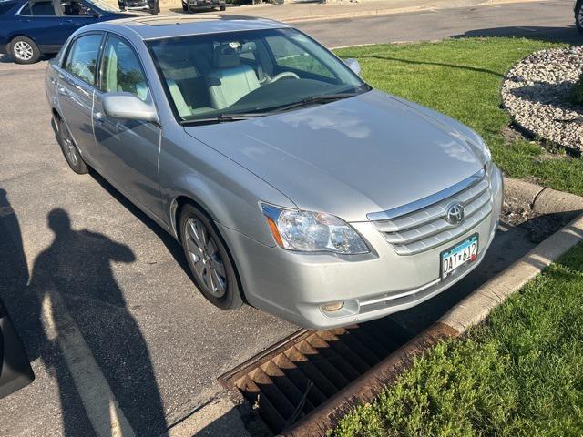 2005 Toyota Avalon