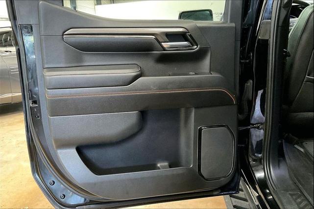 Photo of 2023 Onyx Black GMC Sierra 1500