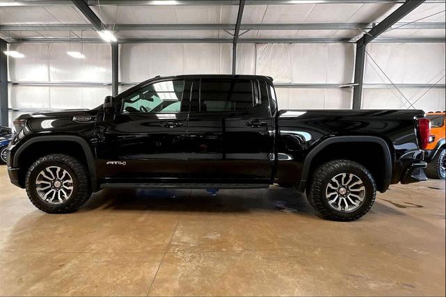 Photo of 2023 Onyx Black GMC Sierra 1500
