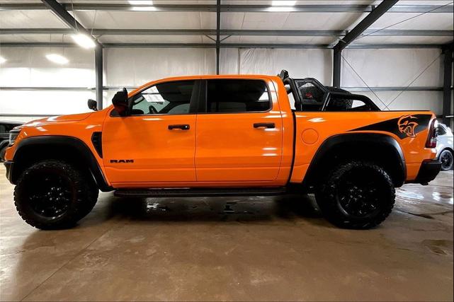 Photo of 2021 Granite Crystal Metallic Clearcoat RAM 1500