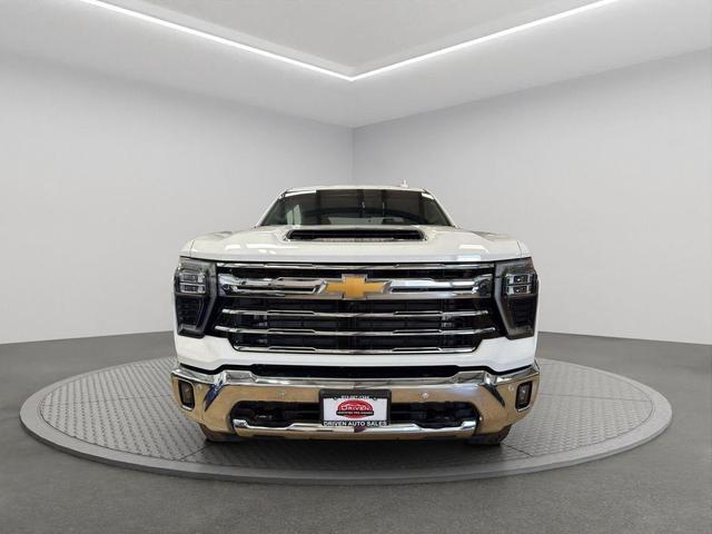 Photo of 2024 Summit White Chevrolet Silverado 2500