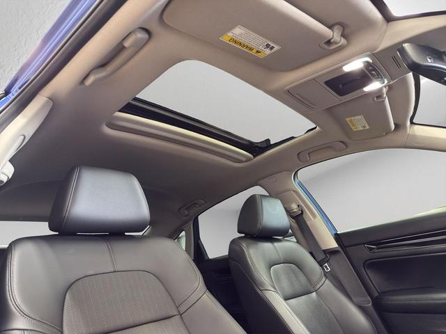 Photo of 2022 Aegean Blue Metallic Honda Civic