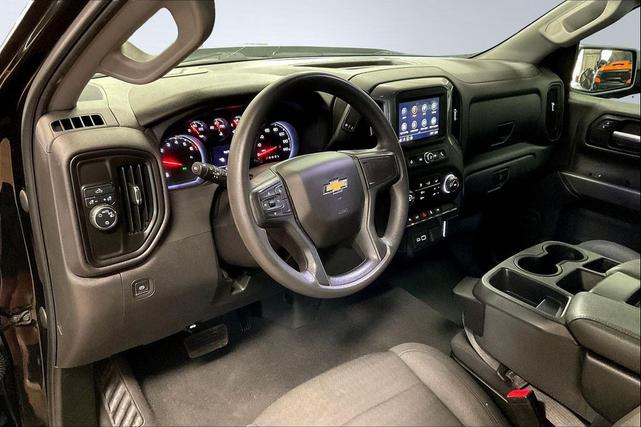 Photo of 2022 Black Chevrolet Silverado 1500