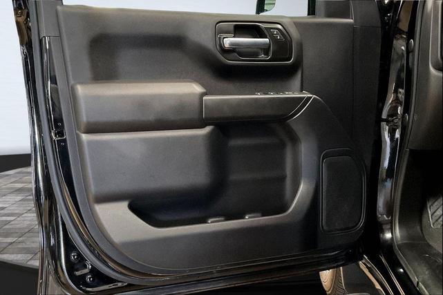 Photo of 2022 Black Chevrolet Silverado 1500