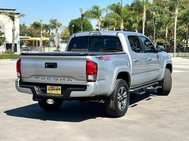 Photo of 2018 White Toyota Tacoma
