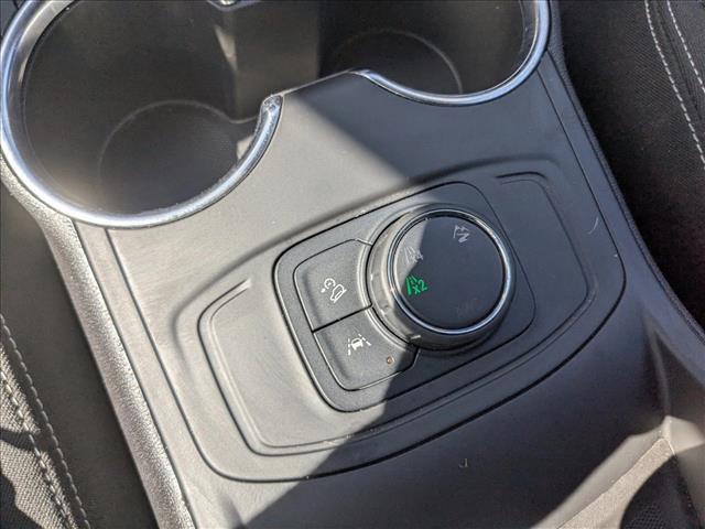 Photo of 2024 Summit White GMC Terrain