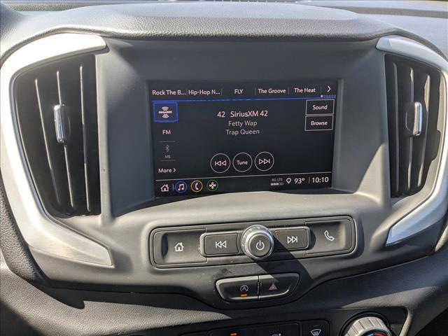 Photo of 2024 Summit White GMC Terrain