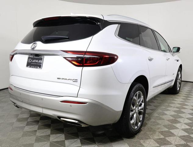 Photo of 2019 White Frost Tricoat Buick Enclave