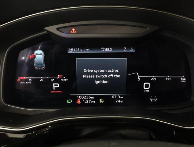Photo of 2021 Glacier White Audi Q7