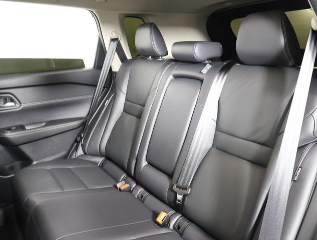 Photo of 2025 Super Black Nissan Rogue