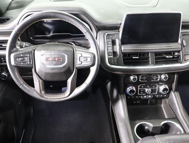 Photo of 2022 White GMC Yukon