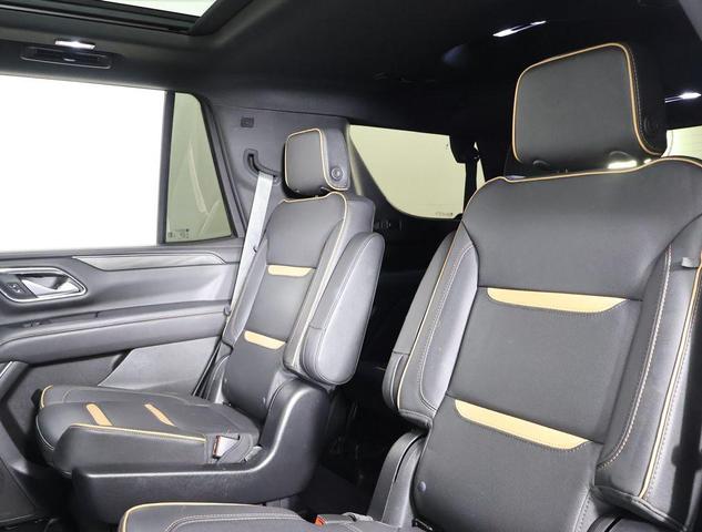 Photo of 2022 White GMC Yukon