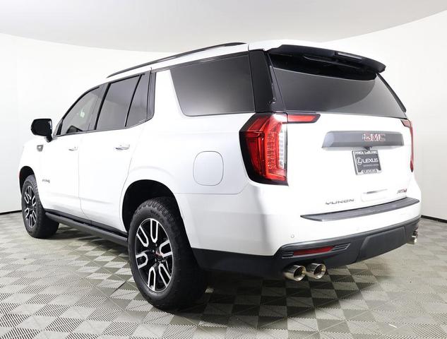 Photo of 2022 White GMC Yukon