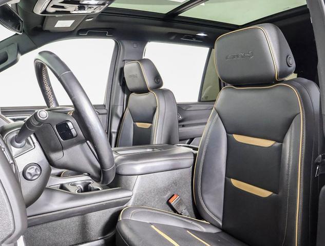 Photo of 2022 White GMC Yukon