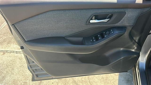 Photo of 2021 Gun Metallic Nissan Rogue