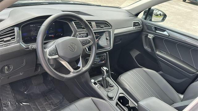 Photo of 2024 Deep Black Pearl Effect Volkswagen Tiguan