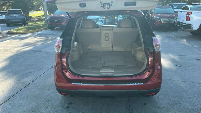 Photo of 2014 Cayenne Red Nissan Rogue