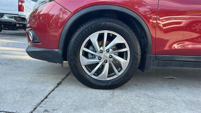 Photo of 2014 Cayenne Red Nissan Rogue