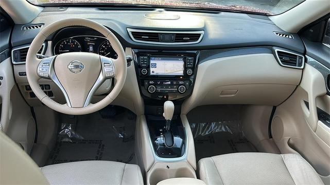 Photo of 2014 Cayenne Red Nissan Rogue
