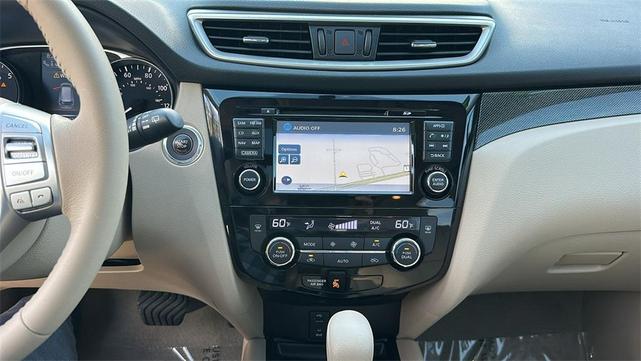 Photo of 2014 Cayenne Red Nissan Rogue
