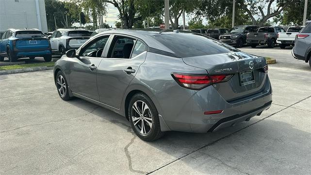 Photo of 2023 Gun Metallic Nissan Sentra