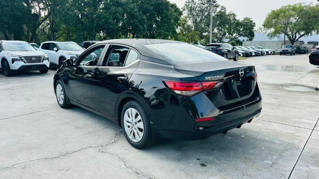 Photo of 2025 Black Nissan Sentra
