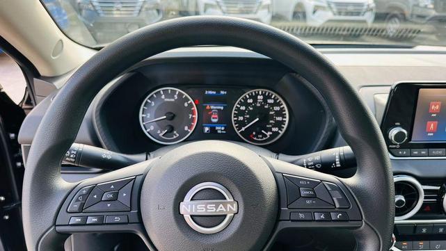Photo of 2025 Black Nissan Sentra