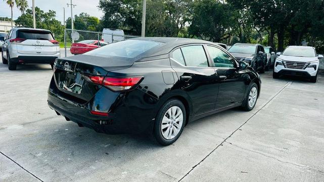 Photo of 2025 Black Nissan Sentra