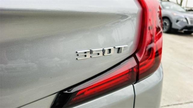 Photo of 2024 Silver Metallic Cadillac XT4