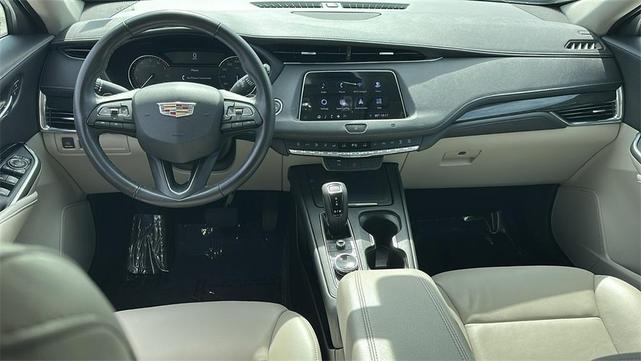 Photo of 2019 Crystal White Tri-Coat Cadillac XT4