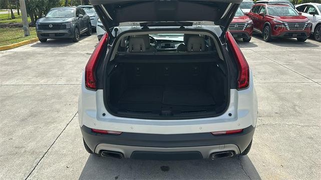 Photo of 2019 Crystal White Tri-Coat Cadillac XT4