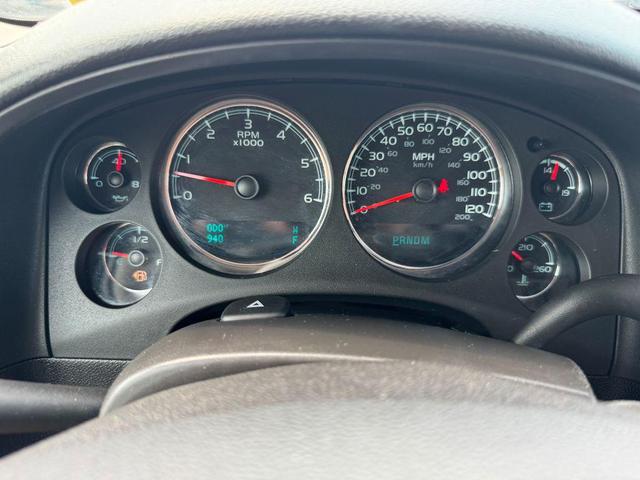 Photo of 2014 White Diamond Tricoat GMC Yukon