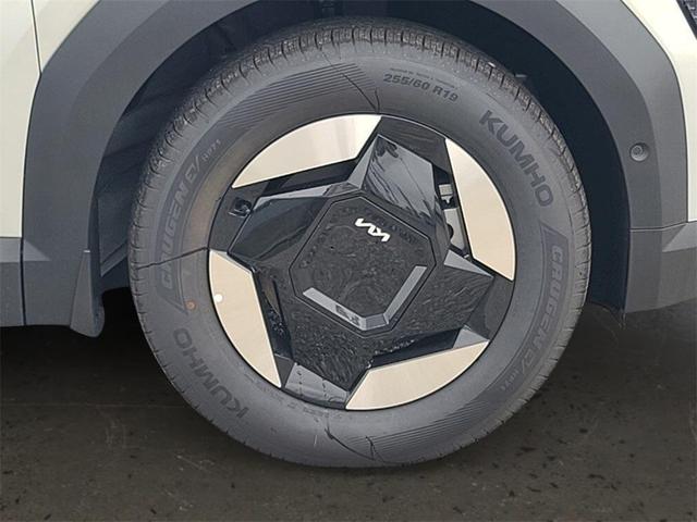 Photo of 2026 Ivory Silver Kia EV9