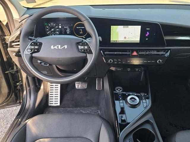 Photo of 2025 Interstellar Gray Kia Niro EV