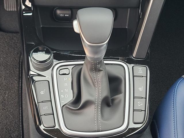 Photo of 2025 Snow White Pearl Kia Seltos
