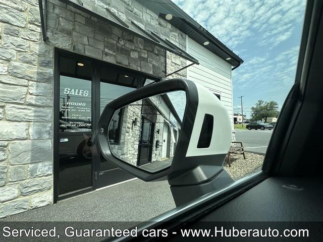Photo of 2022 WHITE Audi Q3