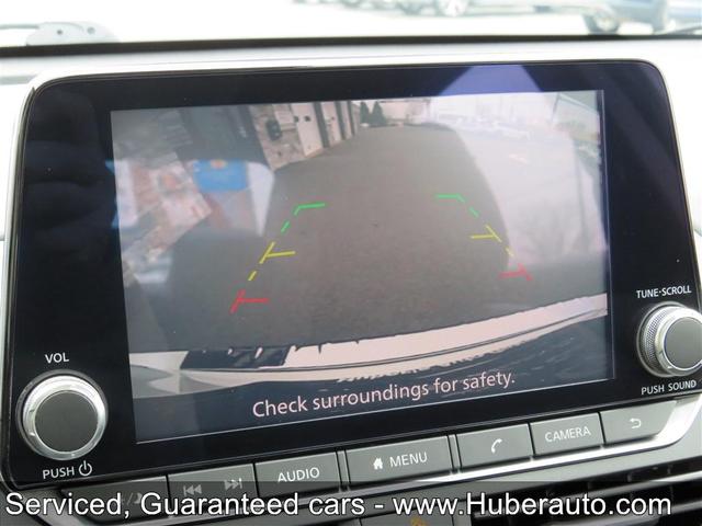 Photo of 2022 WHITE Nissan Altima