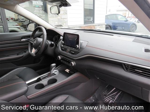 Photo of 2022 WHITE Nissan Altima