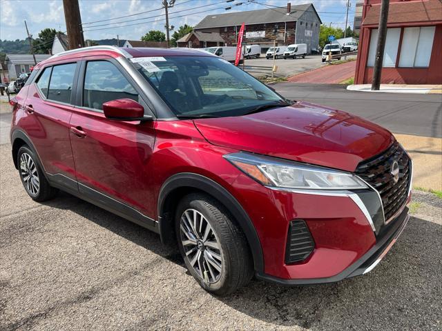 Photo of 2023 Scarlet Ember Tintcoat Nissan Kicks