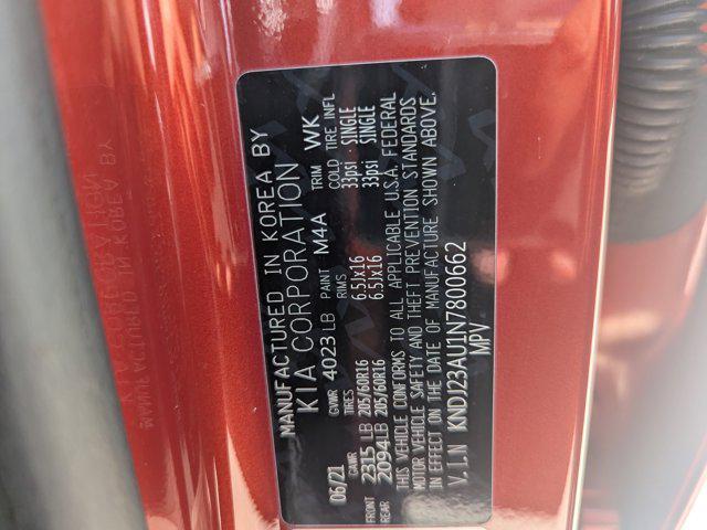 Photo of 2022 Mars Orange Kia Soul