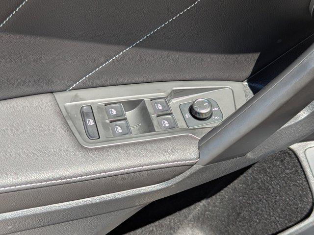 Photo of 2024 Platinum Gray Metallic Volkswagen Tiguan
