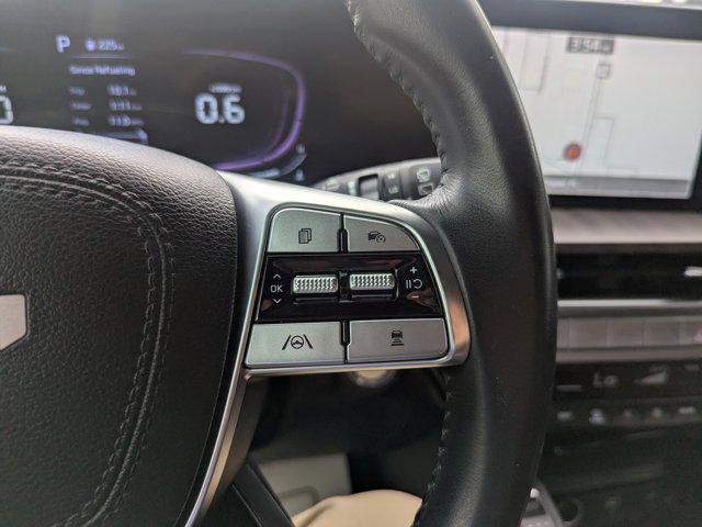 Photo of 2023 Everlasting Silver Kia Telluride